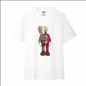 Uniqlo x KAWS t-shirt